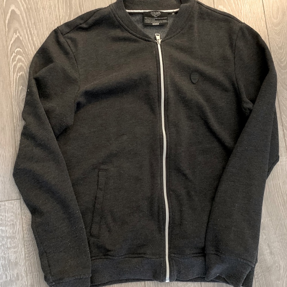 Hi I am selling my new Collins jacket